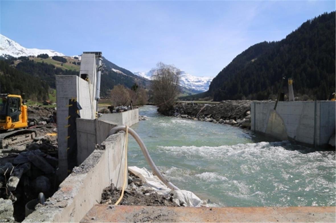 Das neue Wehr noch ohne Bodenklappe