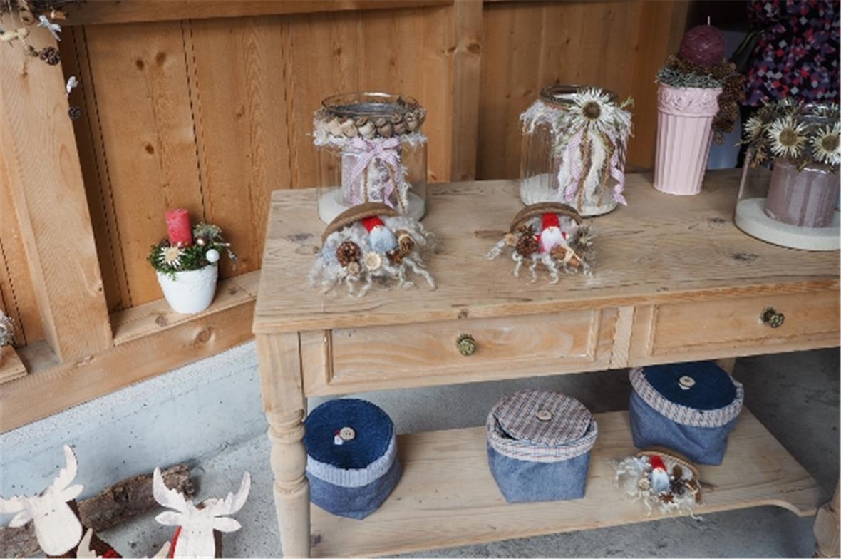 Dekoratives und Nützliches gab es bei Barbara Allemann.