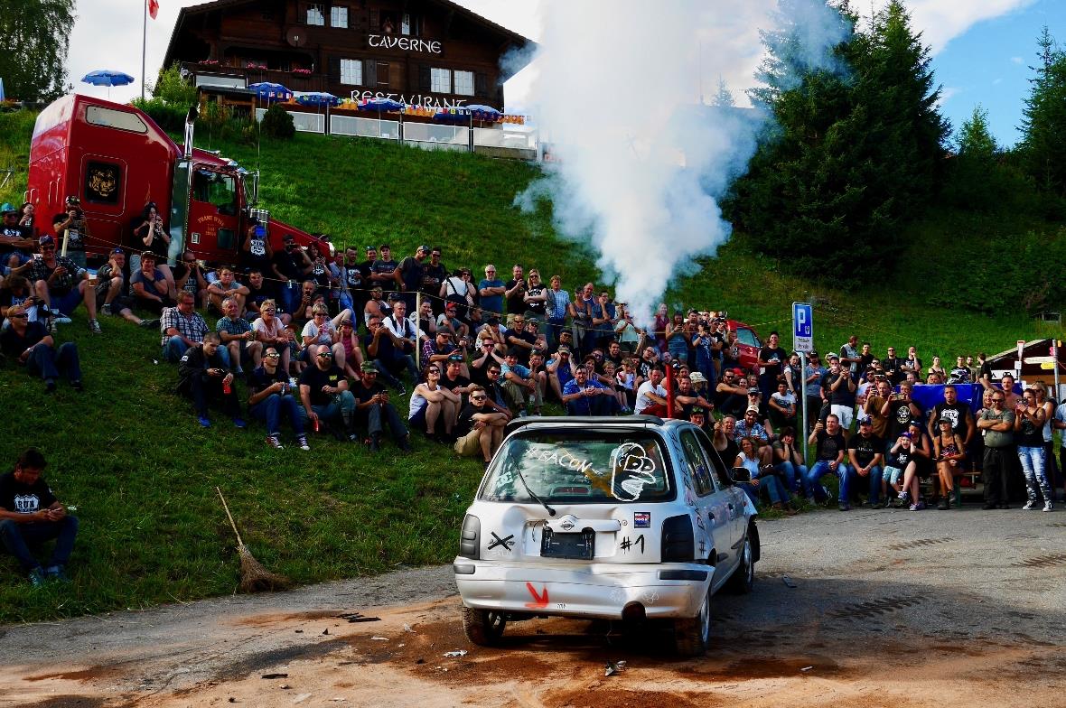 Den vielen Schaulustigen wurde ein grandioses Spektakel geboten.