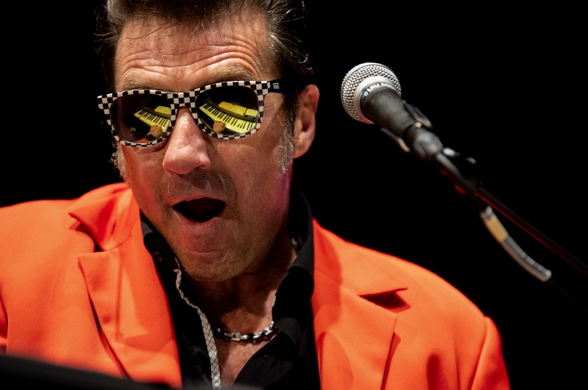 Der Boogie Woogie Pianist Marco Brina feierte das 40-jährige Jubiläum und riss d...