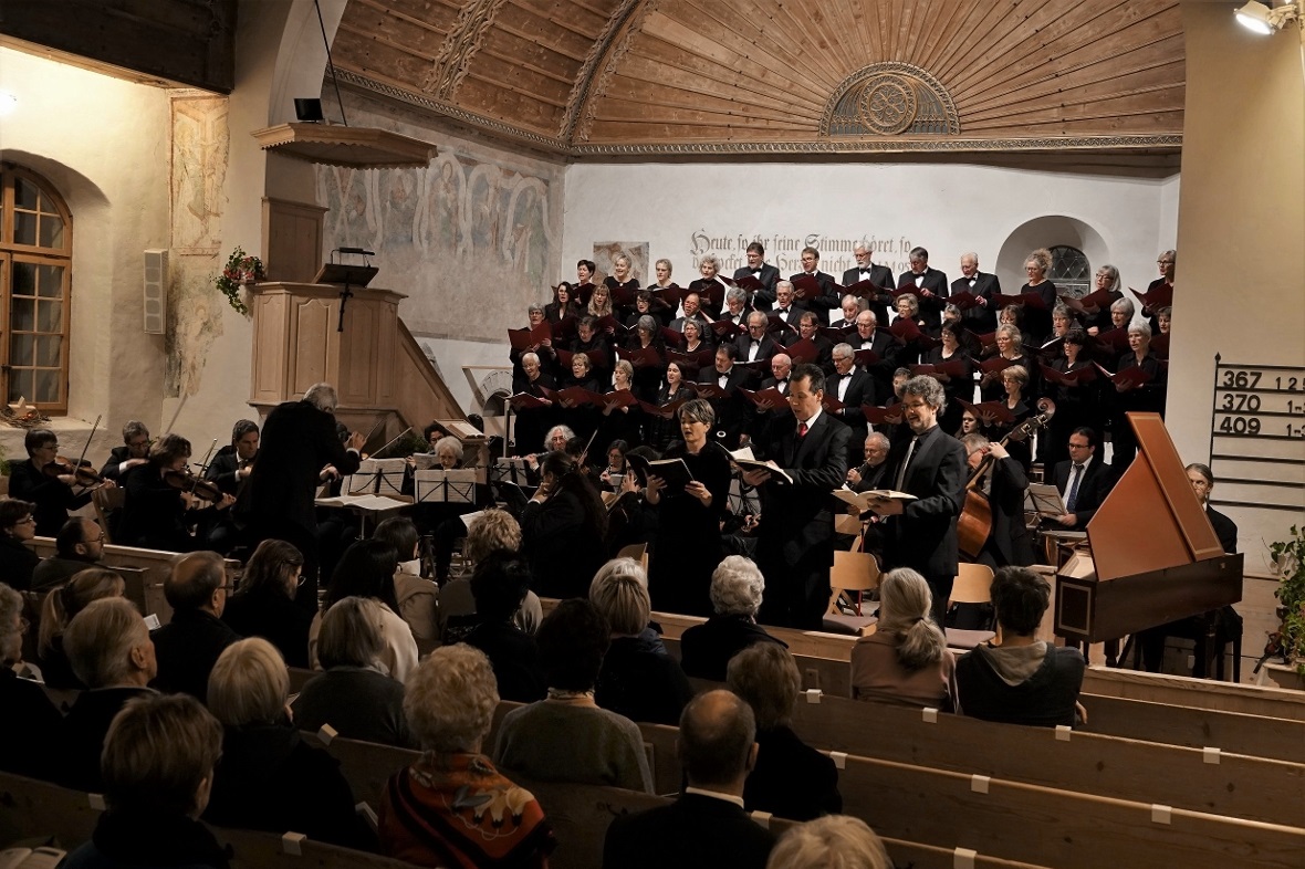 Der Cantate Chor Zweisimmen, Solistenterzett mit Beatrice Ruchti (Sopran), Jan-M...