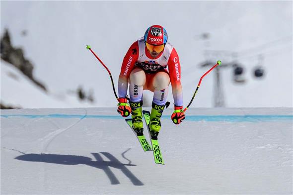 Der Därstettner Livio Hiltbrand unterwegs am Weltcup in Crans-Montana.