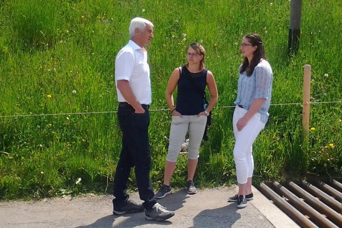 Der Eidgenössische Obmann Markus Lauener mit der Schwingerkönigin Diana Fankhaus...
