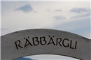 Der Eingang zum Wimmiser «Räbbärgli» wird sorgsam gepflegt und in Stand gehalten...