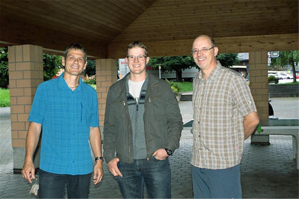 Der Erlenbacher Schulleiter Thomas Hari, der Oberwiler Gemeinderat Stefan Blatti...