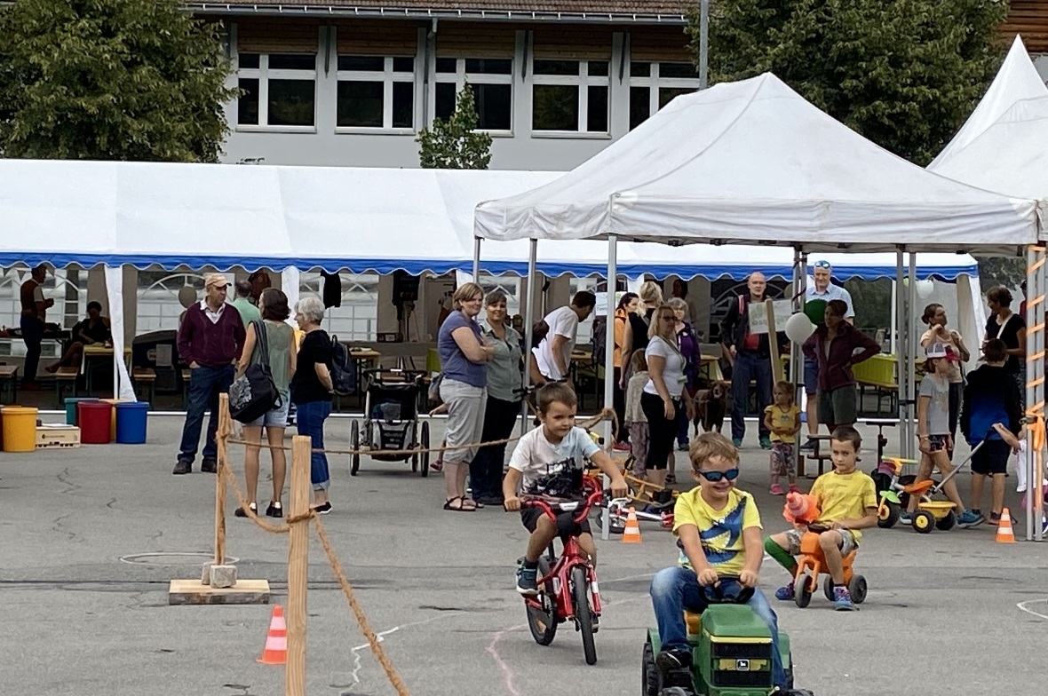Der Fuhrpark sorgte für freudige Action.