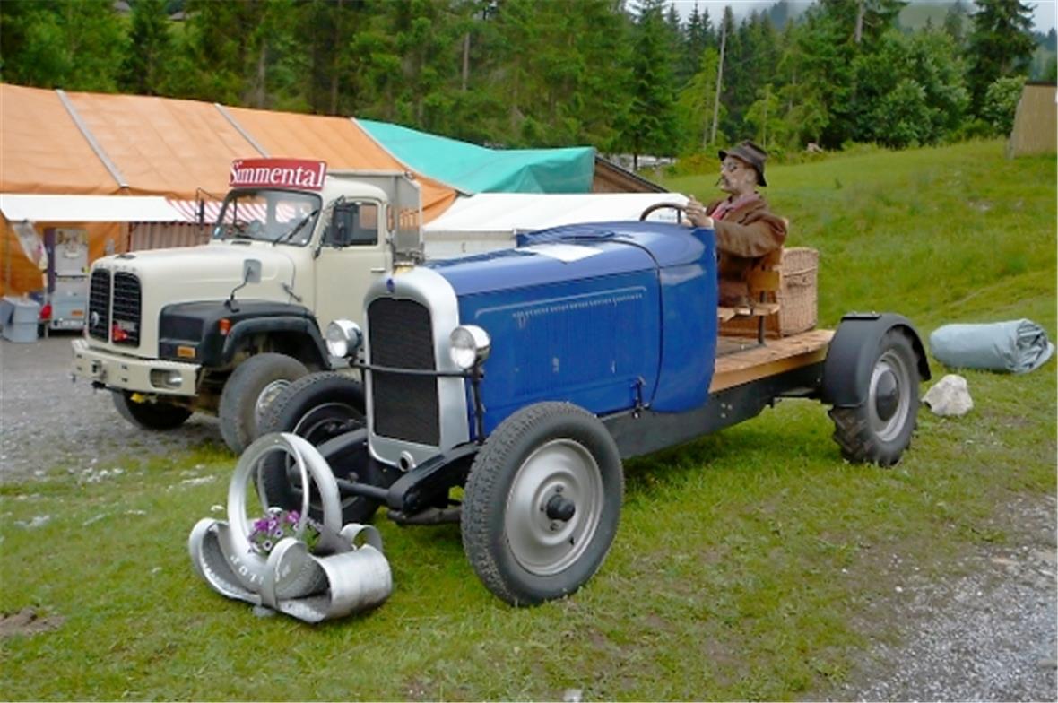 Der Geniesser auf seinem Liebhaberobjekt.