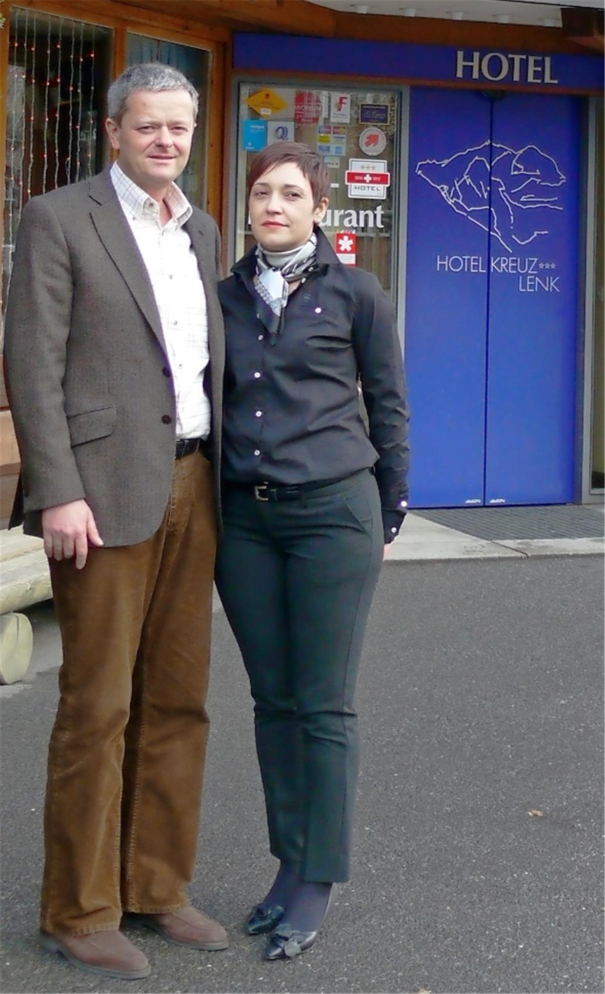 Der Hotelier Alex Lanzrain übernimmt zusammen mit seiner Frau Ana das Hotel Kreuz.