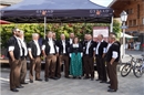 Der Jodlerklub Lauenen unter der Leitung von Orlinda Perreten-Würsten.