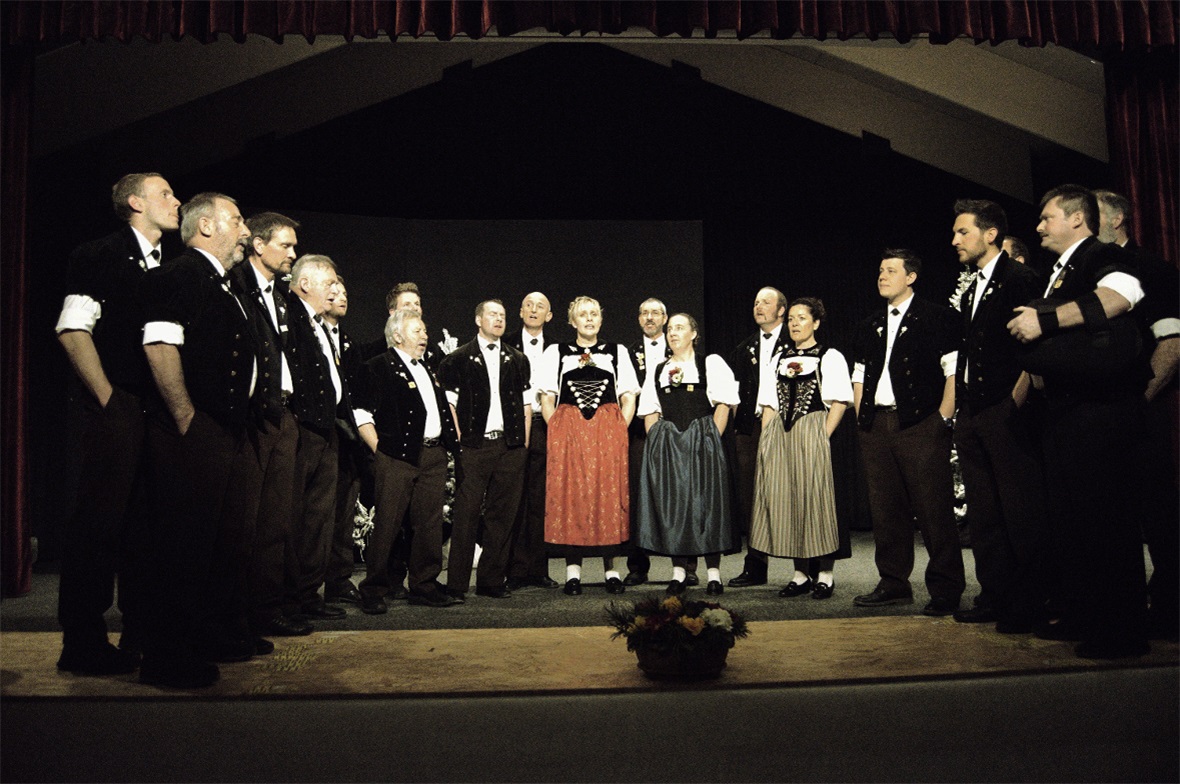 Der Jodlerklub Rinderberg Oeschseite bot den zahlreich erschienenen Gästen einen...