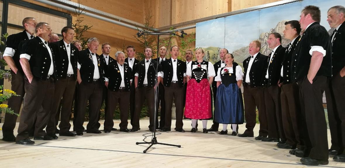 Der Jodlerklub Rinderberg-Oeschseite hat den Jodlertag hervorragend organisiert.