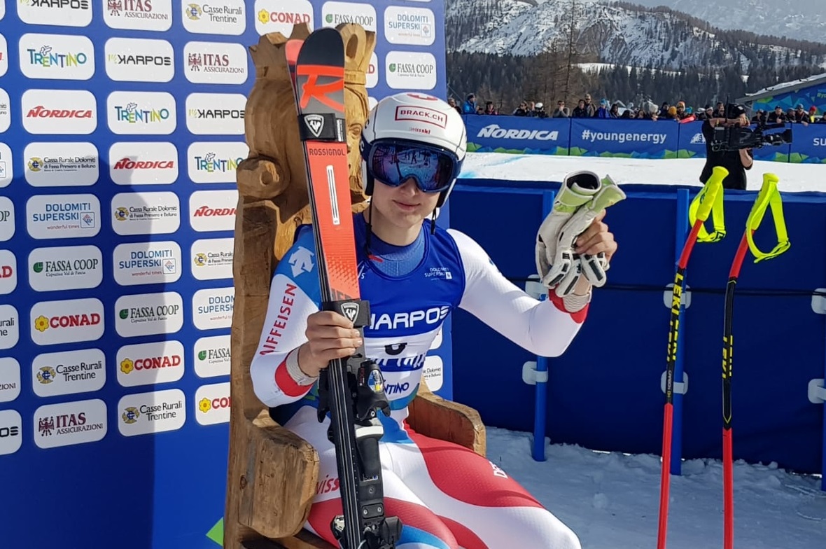 Der St. Stäffner Lars Rösti gewann an der Junioren WM in der Abfahrt Gold.
