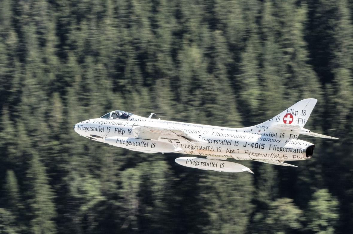 Der Star des Flugplatzfestes ist der Obersimmentaler «Papyrus»-Hunter.