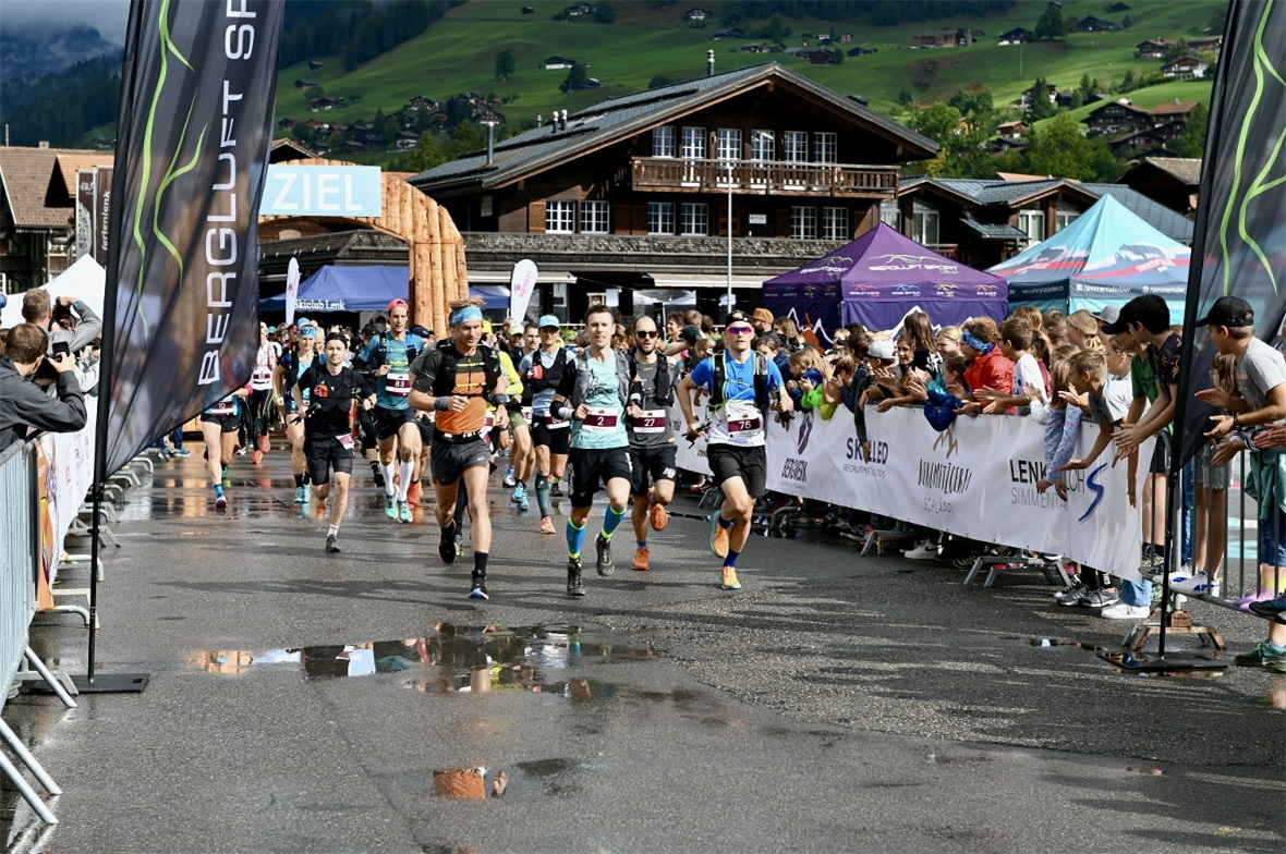 Der Start zur Swiss Trail Tour 2022 erfolgte mitten in der Lenk.
