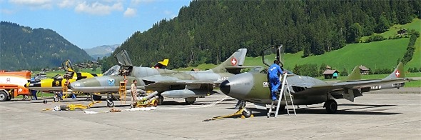 Der Tiger-Hunter, Hunter und Vampire werden während der Mittagszeit betankt.