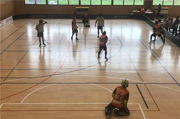 Der UHC Obersimmental Boltigen im Einsatz gegen den UHC Alterswil-St. Antoni.