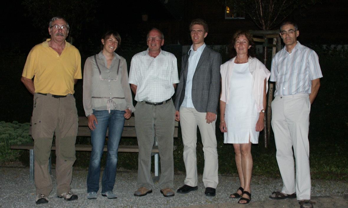 Gemeinschaftssinn statt Egoismus Der Vorstand der UP Lenk spätabends nach der Gründungsversammlung: Alfred Rieben (Präsident), Ariane Stäubli (Beisitzerin), Hans-Peter Böhlen (Sekretär), Dominique Jaquemet (Beisitzer), Rita Stäubli (Kassierin) und Hans Jaquemet (Vizepräsident).