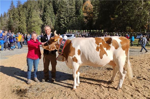 Der Wanderpreis für die Platzmiss «Miss Street Parade» wird jährlich neu vergeben.