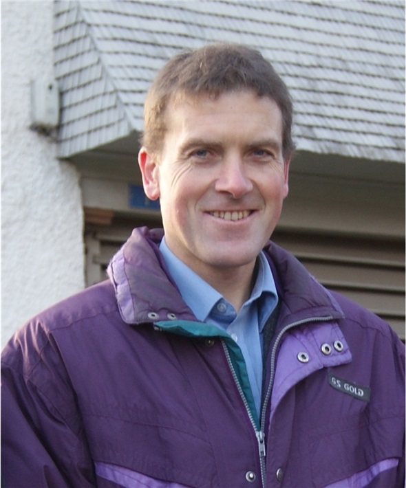 Der Wimmiser Gemeinderatspräsident Peter Schmid (SVP) stellte das neue Leitbild für seine Gemeinde vor.