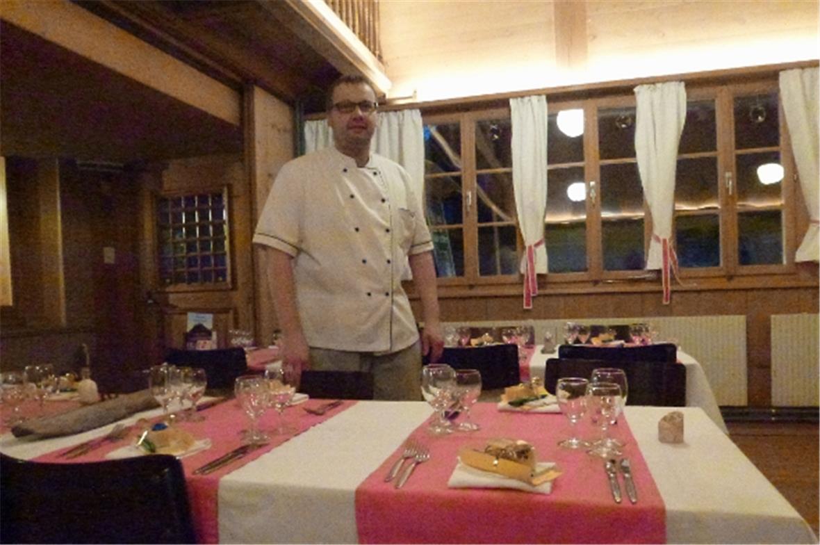 Der Wirt, Matthias Regez, ist bereit für die Gäste.