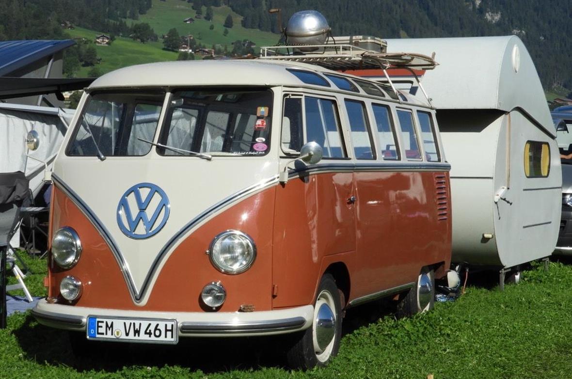 Der älteste VW-Bus mit Zulassung hat Jahrgang 1959 und gehört einem Bulli-Liebha...
