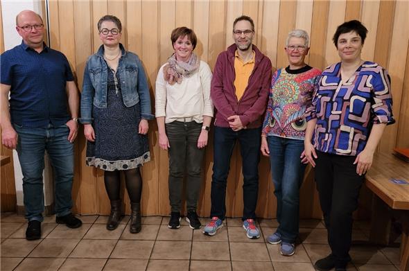 Der aktuelle Vorstand von Erlenbach i.S. Tourismus (von rechts): Vizepräsidentin Nadine Moll, Kassierin Doris Baumann, Gemeindevertreter Andreas Brand, Beisitzerin Manuela Tobler, Präsidentin Verena Bühler sowie Sekretär Michael Künzi.