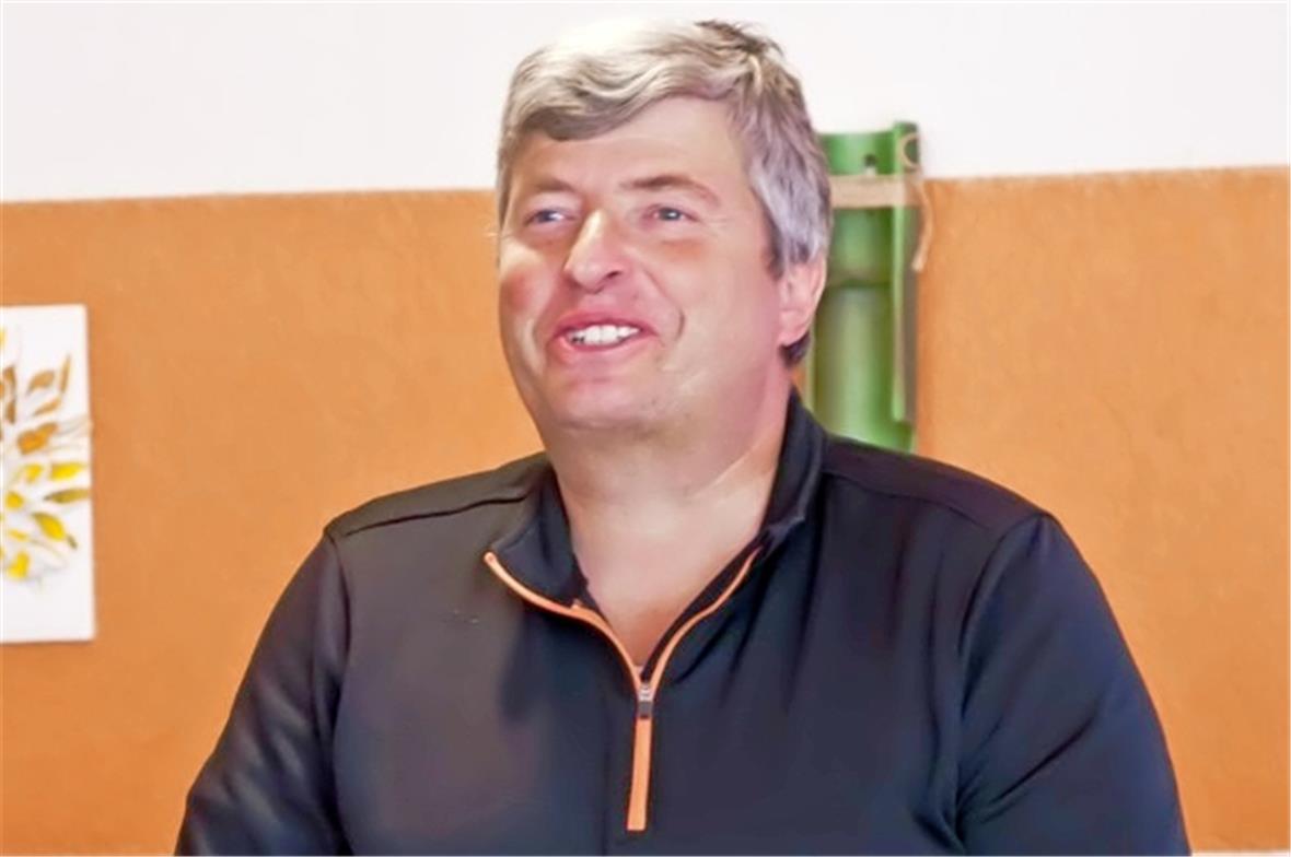 Der bisherige und wieder gewählte Verwaltungsratspräsident der Sportbahnen Jaunpass AG, Hermann Rösti, führte ruhig durch die diesjährige GV.