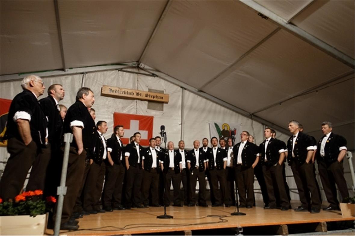 Der gastgebende Jodlerklub St. Stephan am Unterhaltungsabend.