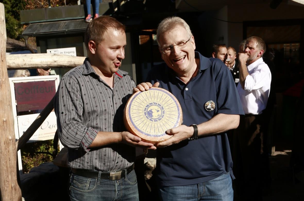 Der glückliche Gewinner der Versteigerung M. Gatschet