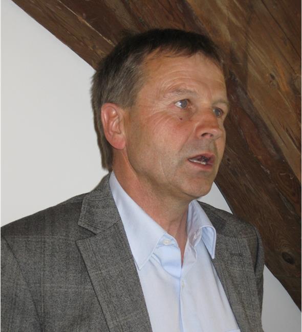 Der neu gewählte Präsident Erich von Siebenthal, Nationalrat, Gstaad.