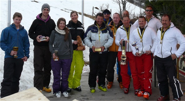 Die 25-Jahr-Jubiläums-Sieger der einzelnen Kategorien inkl. Gäste- und 3er/4er-Mannschaften.