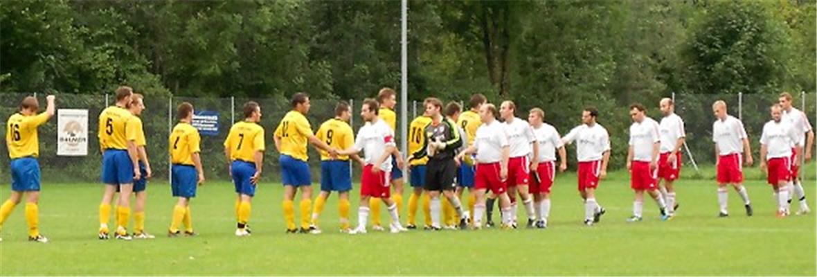 Die 4. Liga kurz vor dem Anpfiff.