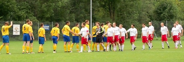 Die 4. Liga kurz vor dem Anpfiff.