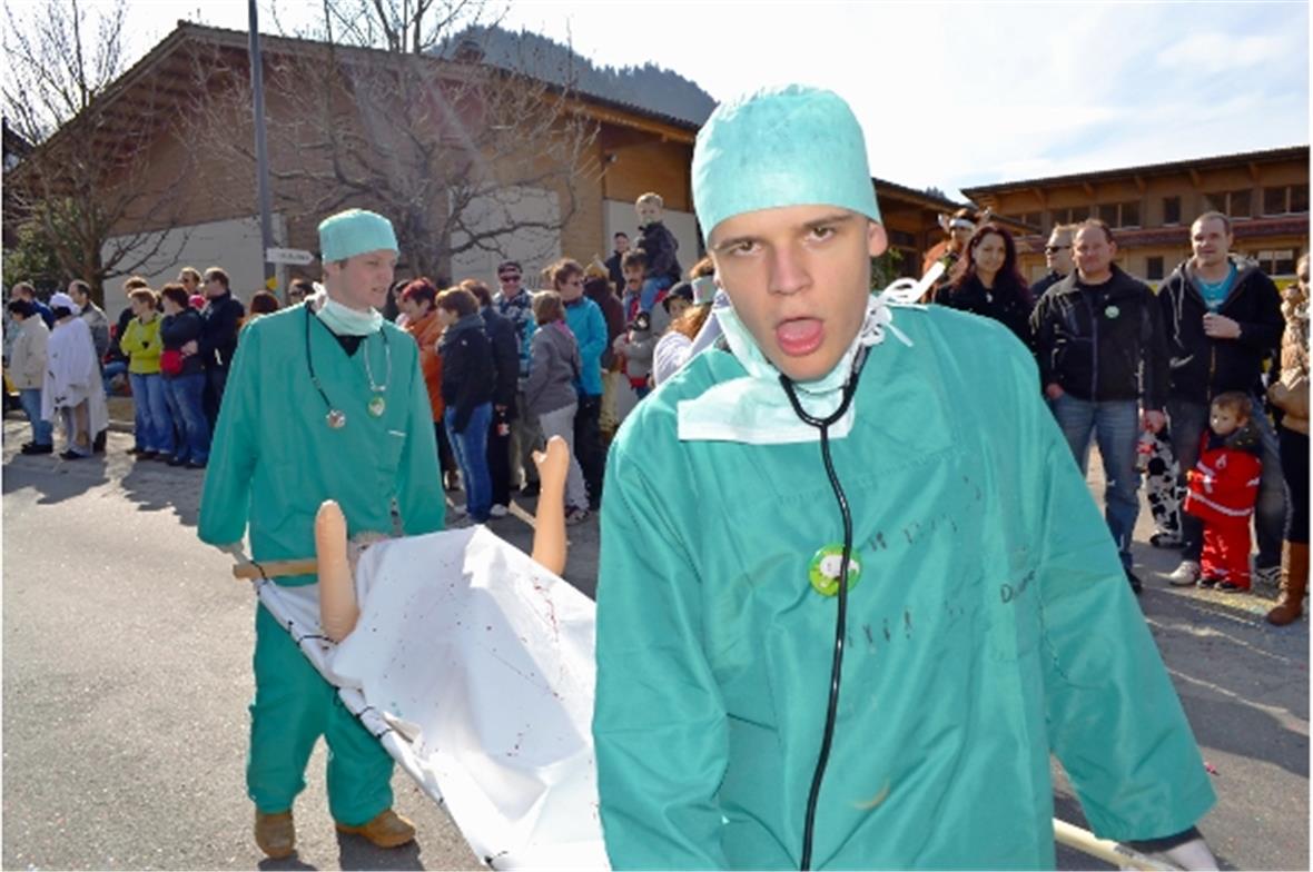Die Ärzte machen beim Umzug auch mit