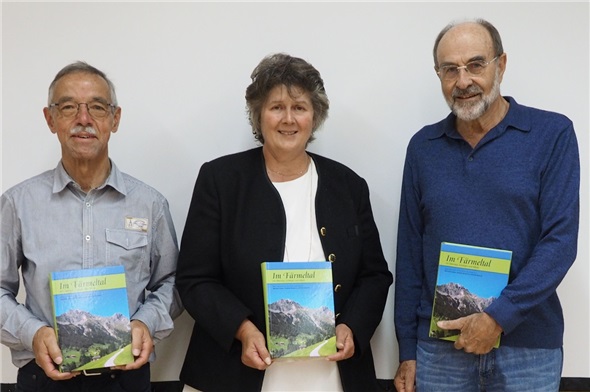 Die Autoren des Färmelbuchs: Manfred Lempen, Elisabeth Bergmann und Peter Bratschi.