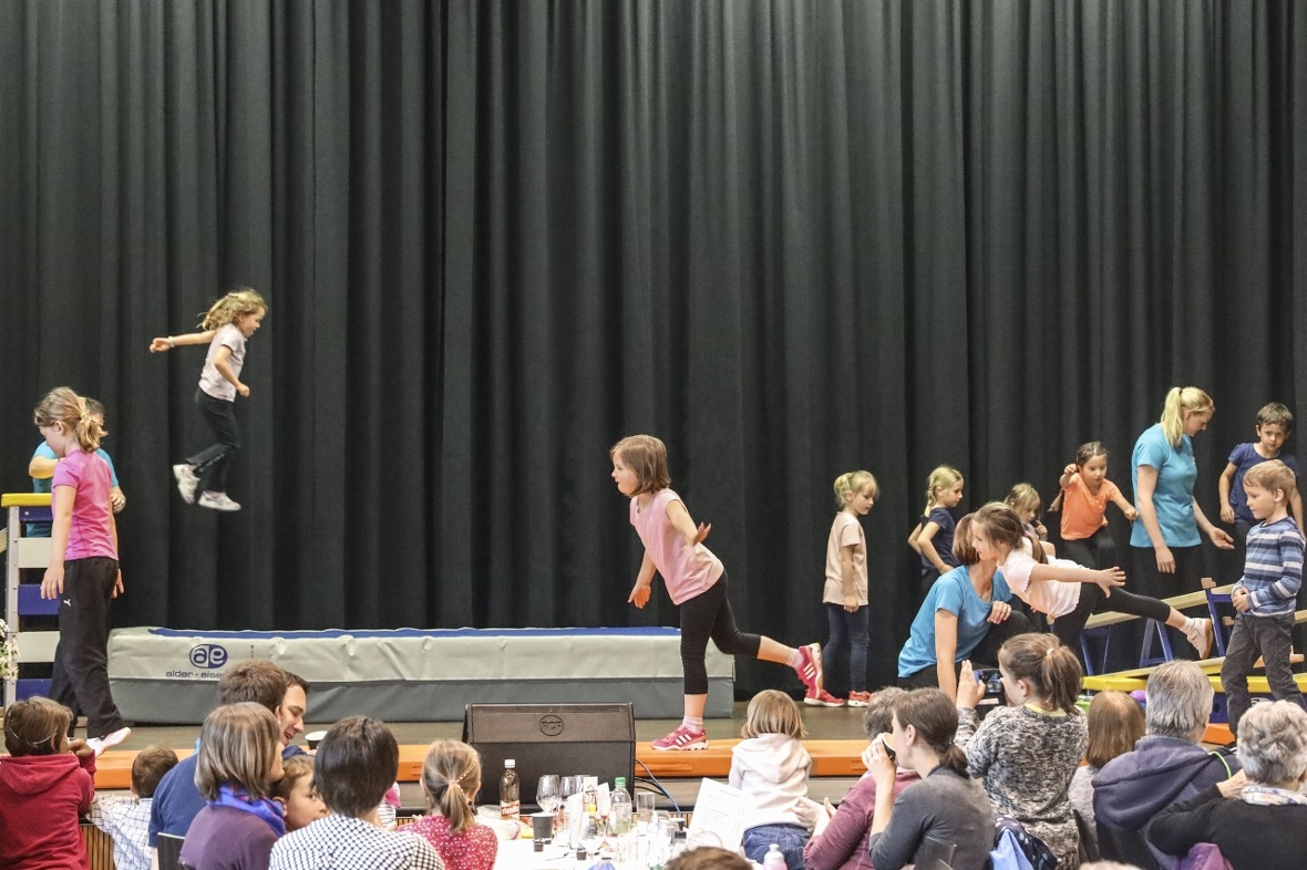 Die Begeisterung für das Turnen kennt offensichtlich kein Minimalalter