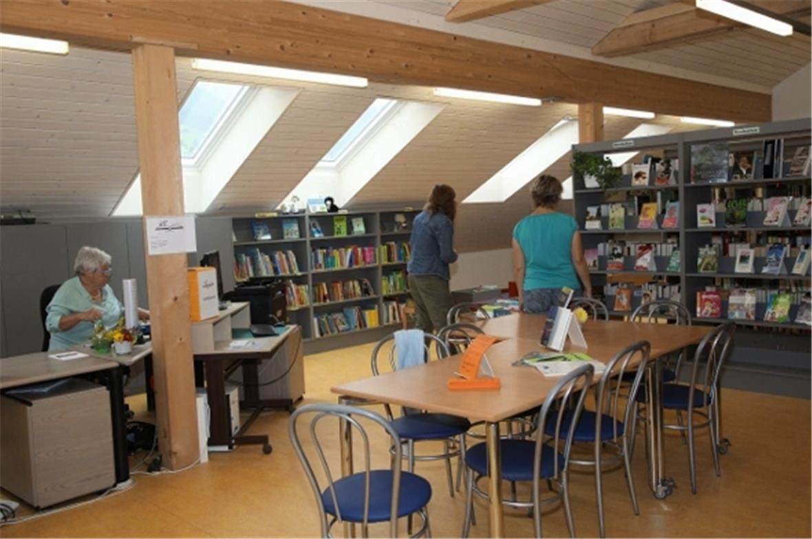 Die Bibliothek und Ludothek empfangen ihre Besucher jetzt in hellen und modern e...