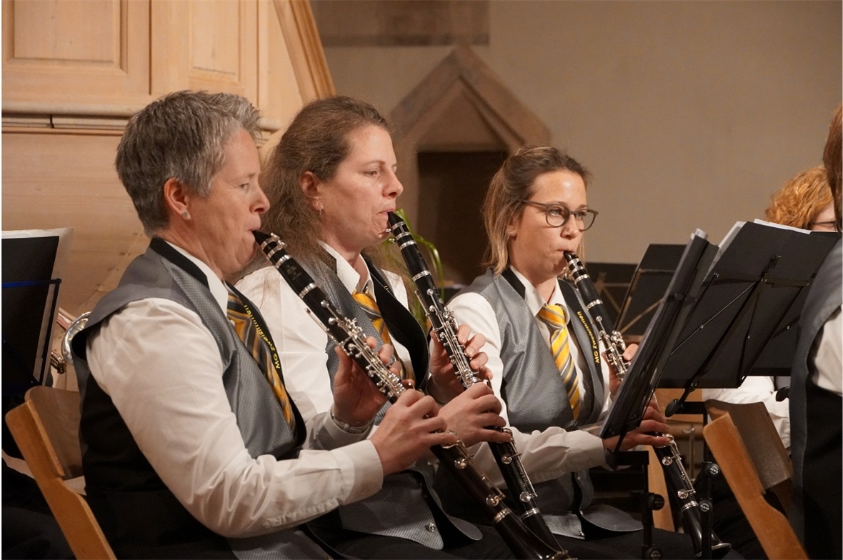 Die Bläserinnen und Bläser der MGZ strahlten grosse Musikfreude aus.