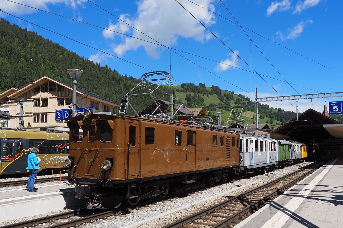 Historischer Zug der Blonay-Chamby war unterwegs Die Blonay-Chamby am Bahnhof von Zweisimmen.