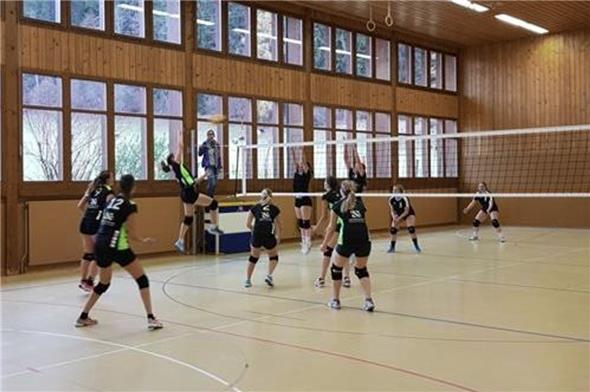 Die Damen der 3. Liga im Einsatz.