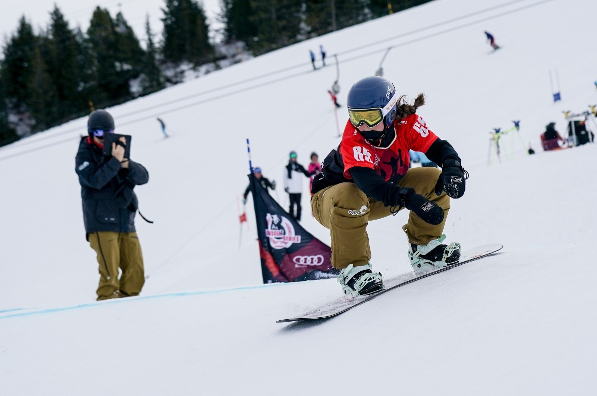 Die Diemtigtalerin Noémie Wiedmer platzierte sich auf dem zweiten Rang im FIS-Rennen der Damen.