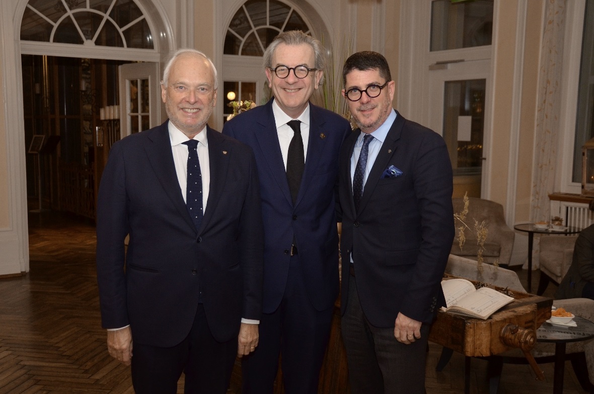 Die Führungsspitze von Relais & Châteaux, von links: Philippe Gombert (scheidend...