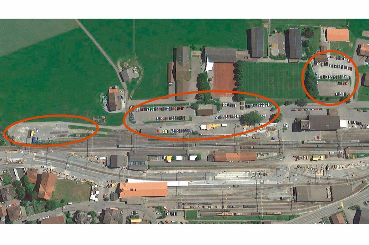 Die Gemeinde Zweisimmen ist nach langem Ringen endlich am Ziel: Auf den markierten Parkplätzen (und Wydematte) sollen ab dem 1. Januar 2018 jeweils zwischen 6 und 19 Uhr Gebühren erhoben werden.