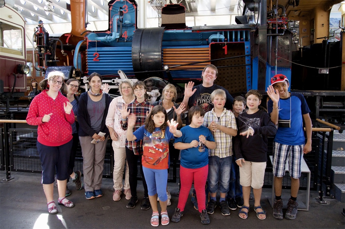 Die Geschichte der Dampflokomotive war ein Programmpunkt im Schullager.