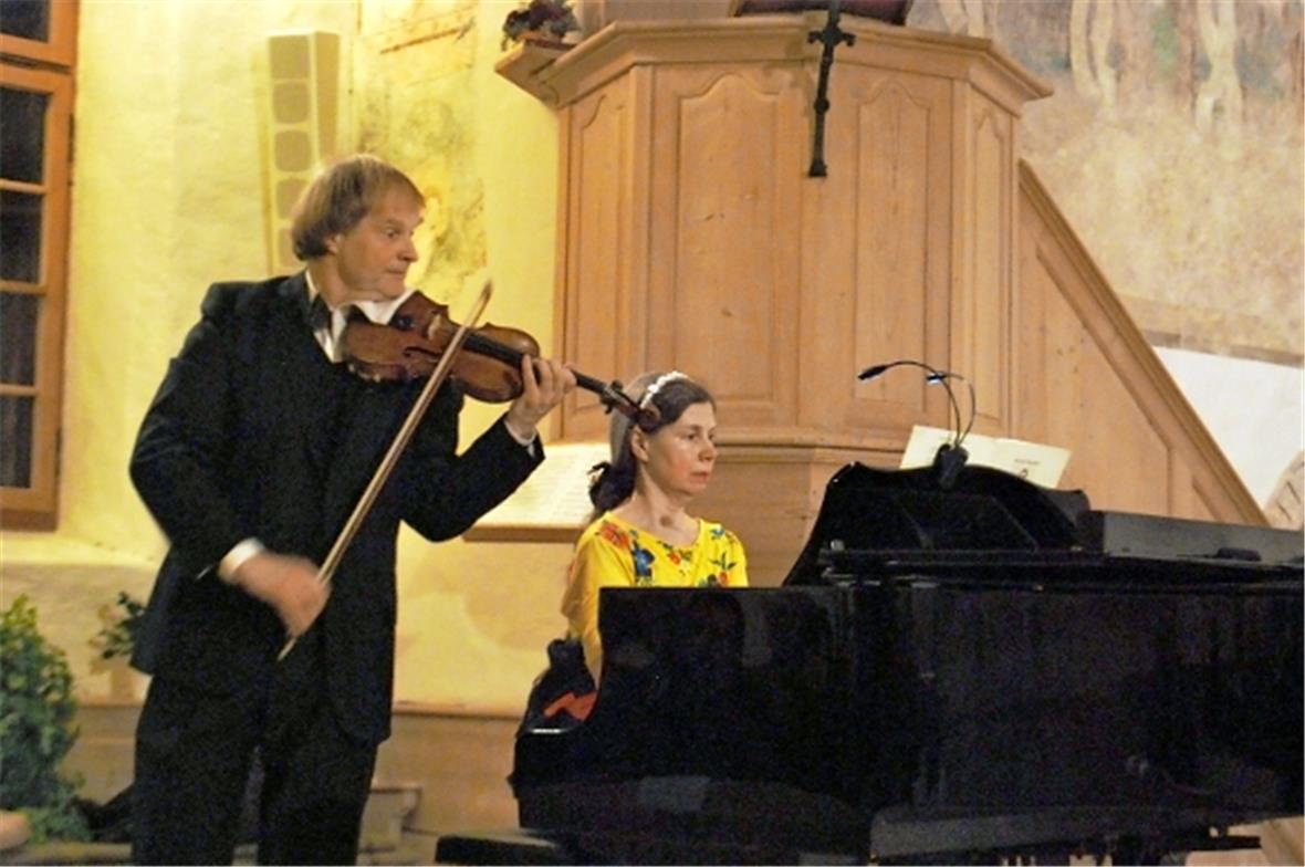 Die Geschwister Alexandre und Daniela Dubach sorgten für Geigenzauber und teufli...