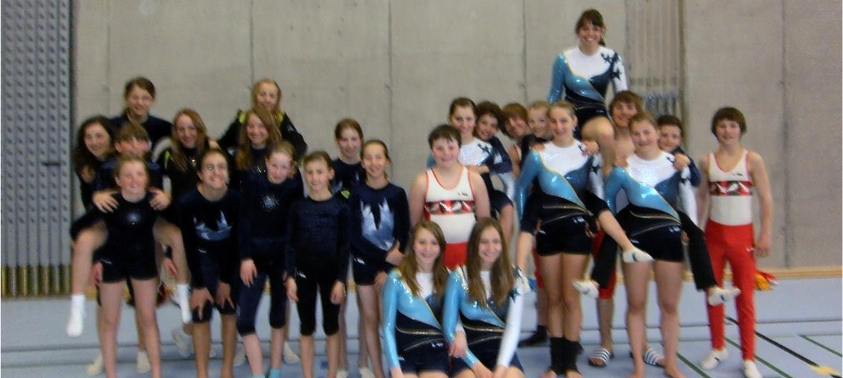 Die Geturiege im alten Dress.