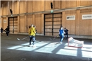 Die Hockeyprofis und die Jugendlichen schenkten sich nichts beim Match.