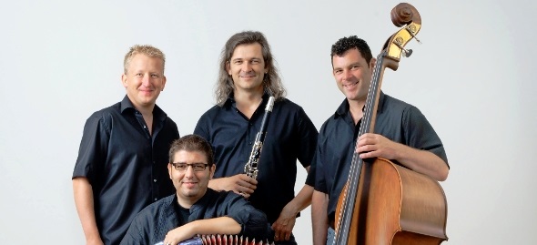 Die Hujässler bringen neue Volksmusik in den Bären Zweisimmen.