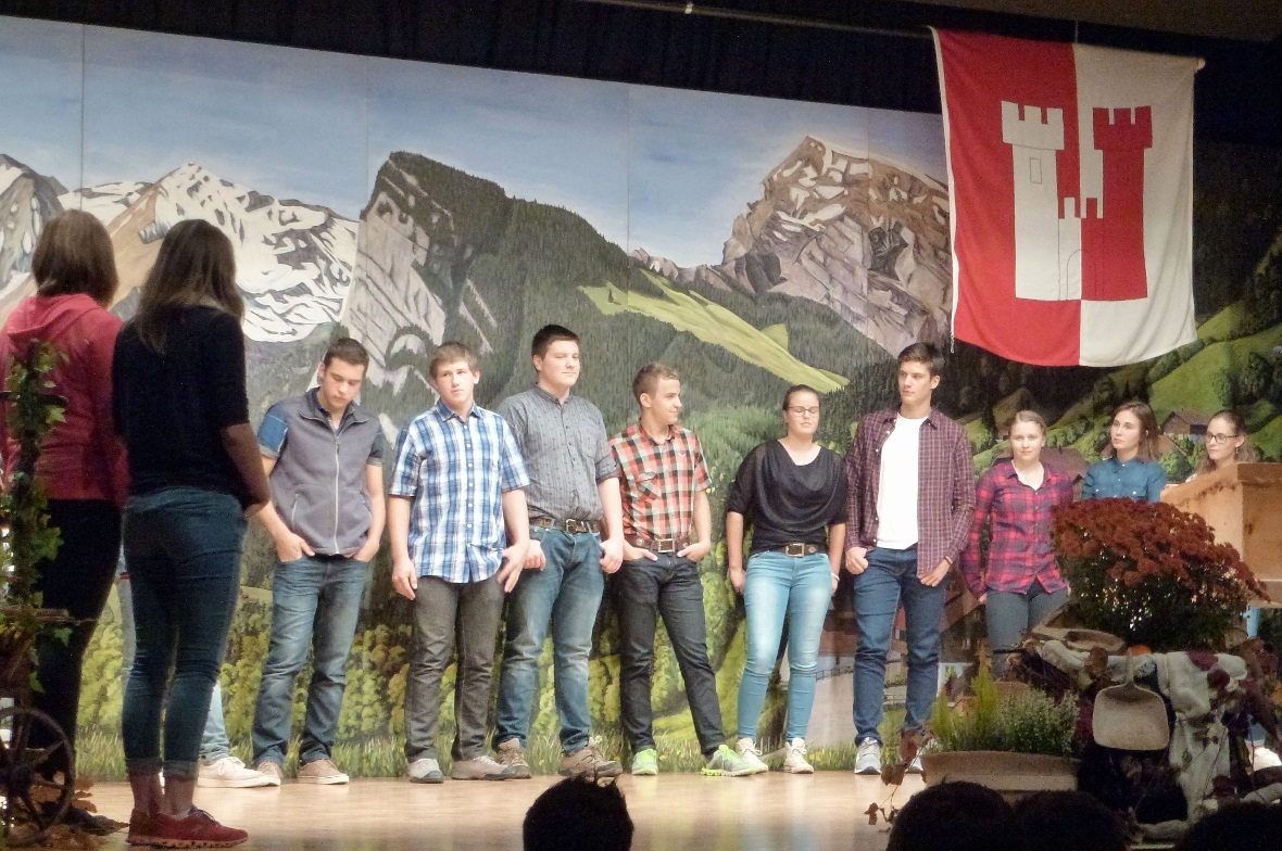 Die Jungbürgerinnen und Jungbürger sind nun stimm- und wahlberechtigt.