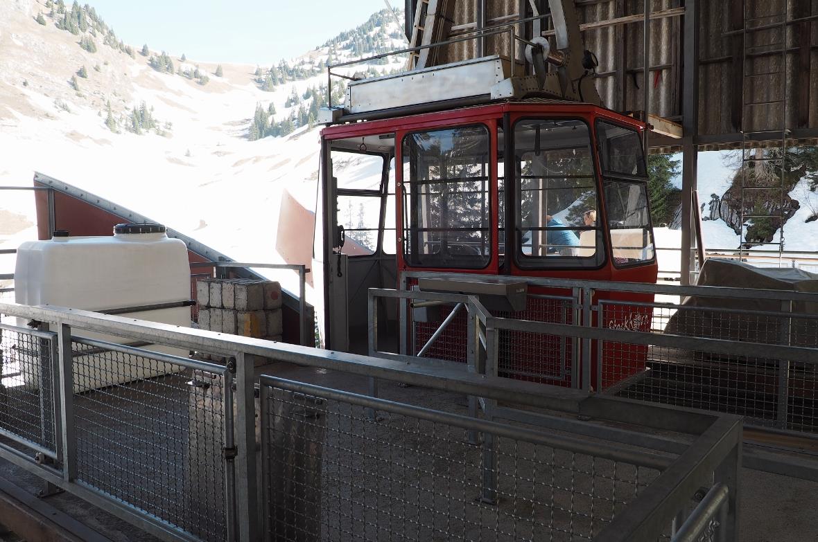 Die Kabinen der zweiten Sektion wurden 1973 in Betrieb genommen.